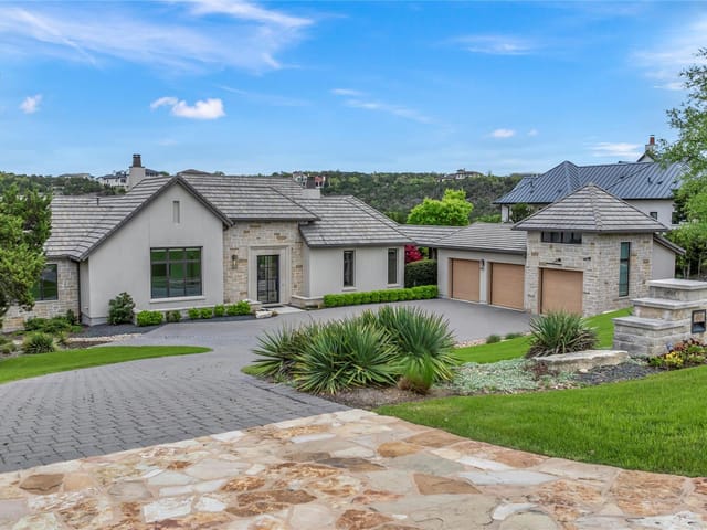 4909 PERALTA LN