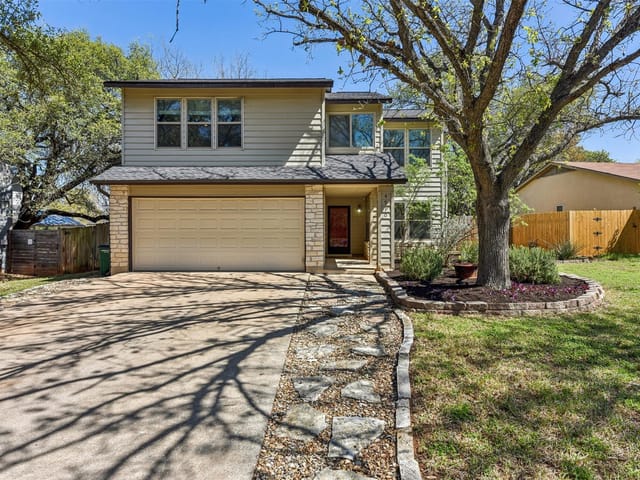 4910 Pelham DR