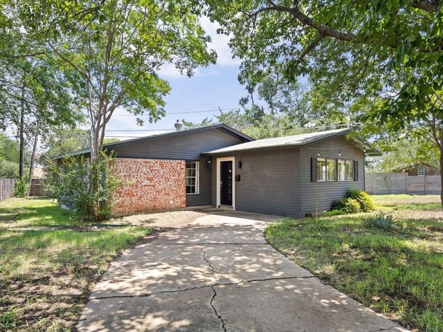 4911 Brighton Rd