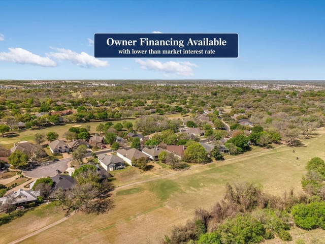 4912 Interlachen LN - front exterior - Luxury home in Onion Creek Add, Austin, TX