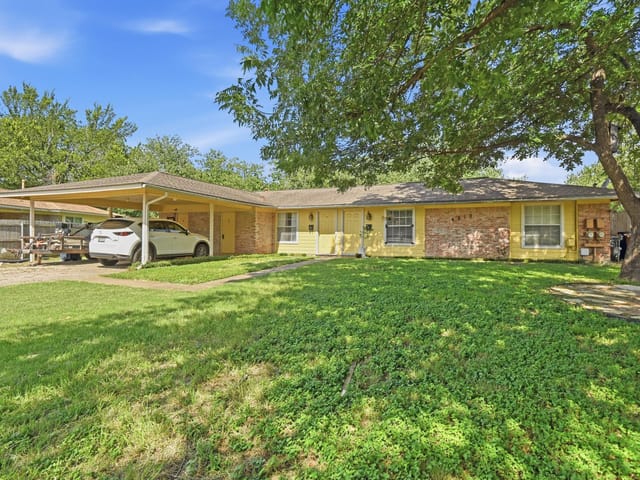 4912 Suburban DR