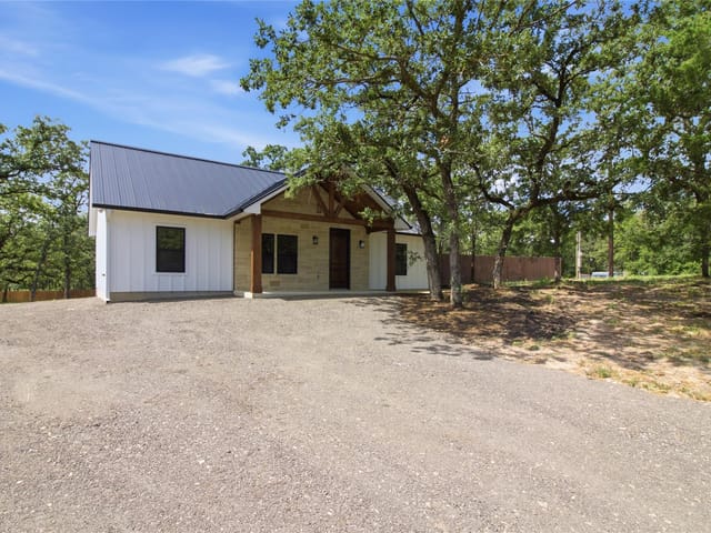 495 Cypress Trail LOOP