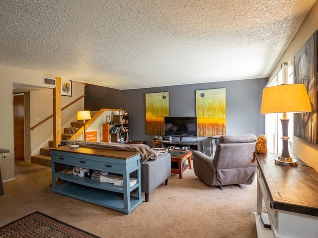 500 E Riverside DR Unit #203
