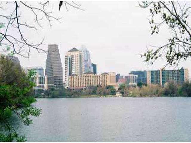 500 E Riverside Dr Unit #209