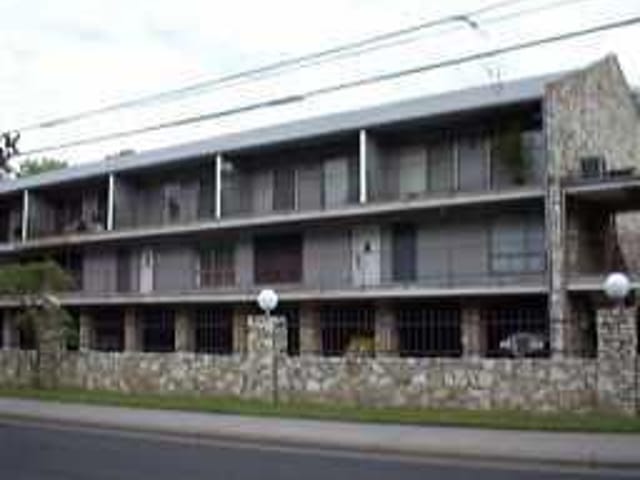 500 E RIVERSIDE DR Unit #211
