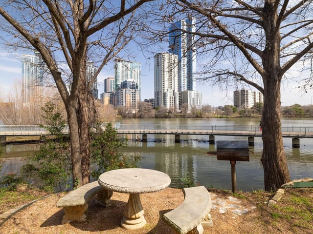 500 E Riverside DR Unit #251
