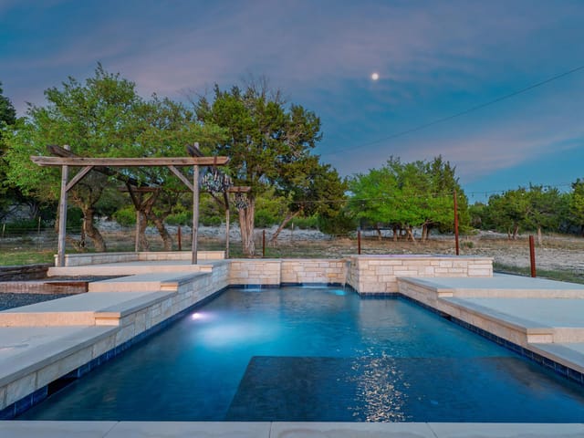 500 Madrone Ranch Trl