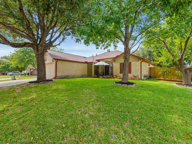 500 Morning Dove DR