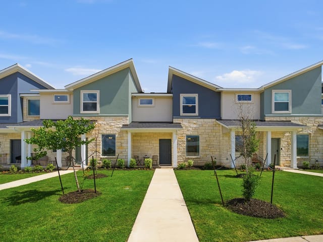 500 Municipal DR Unit #402