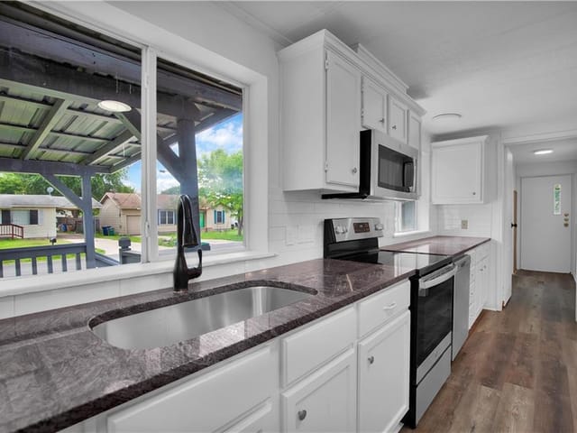 500 Provines Dr