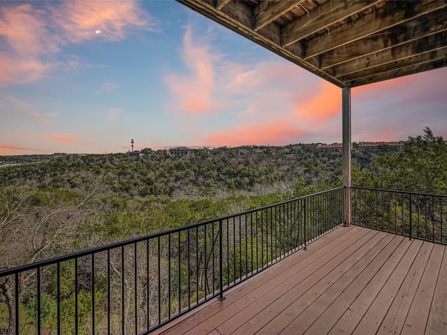 View 5000 Valburn CT in Northwest Hills 5000 Valburn CT - front exterior - Luxury home in Northwest Hills, Austin, TX