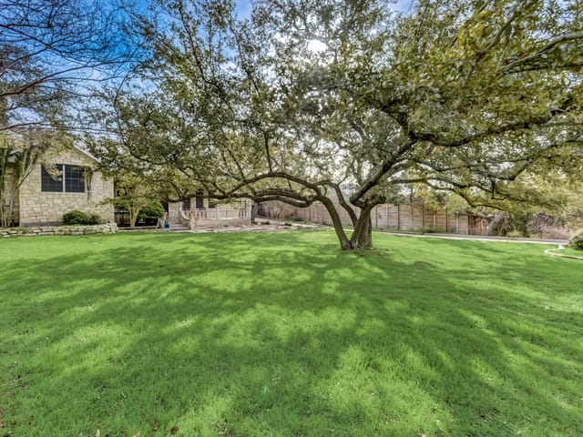 5001 McCormick Mountain Dr