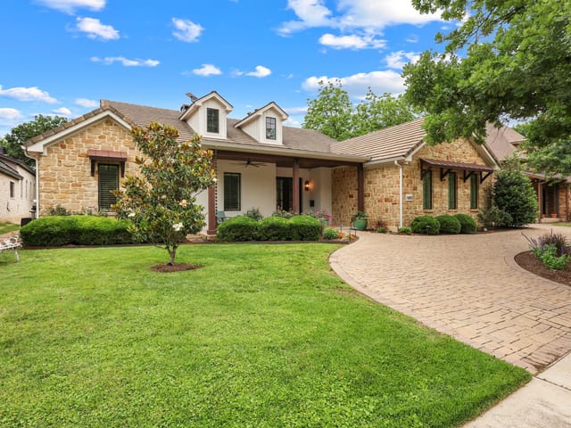 5002 Finley DR