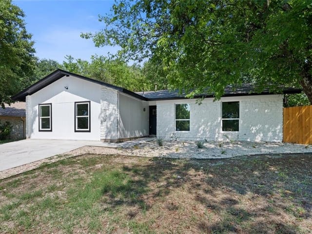 5002 Galen Ct