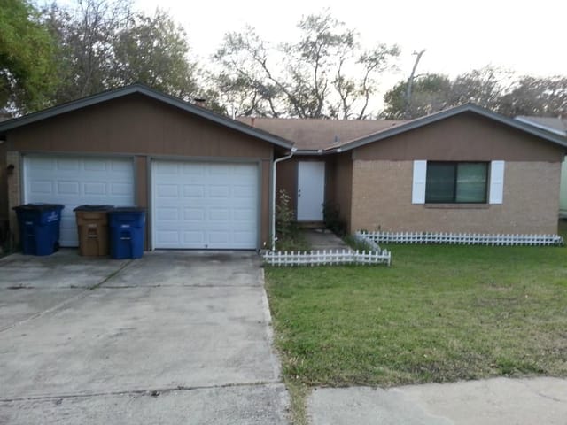 5003 Parell Path