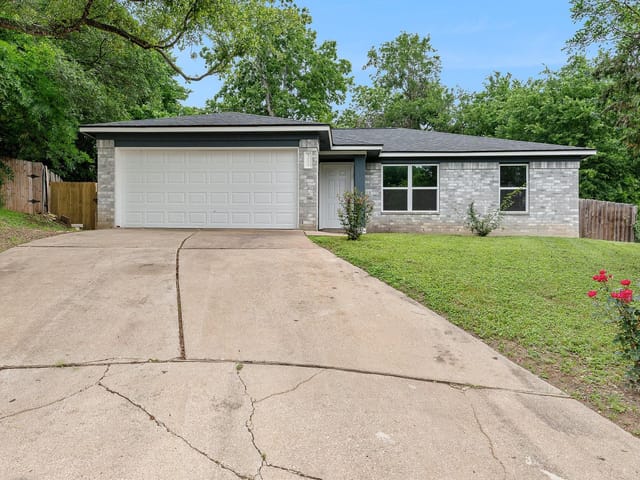 5004 Acorn Grove Ct