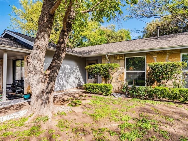5004 Creek Bend Dr