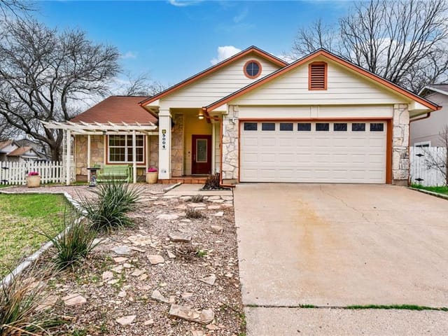 5004 Ganymede Dr