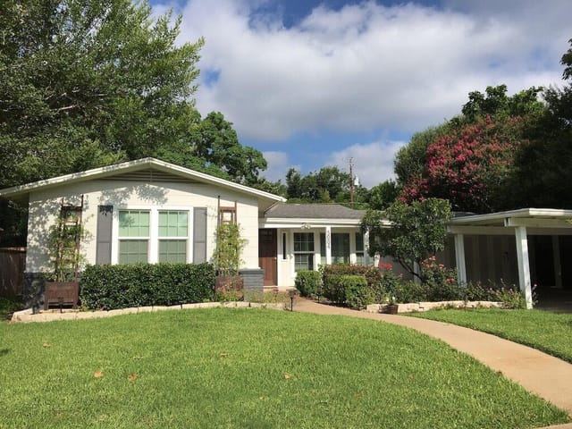 5004 Placid Pl