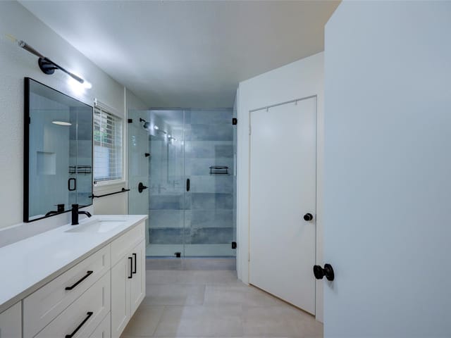 5005 Acorn Grove CT