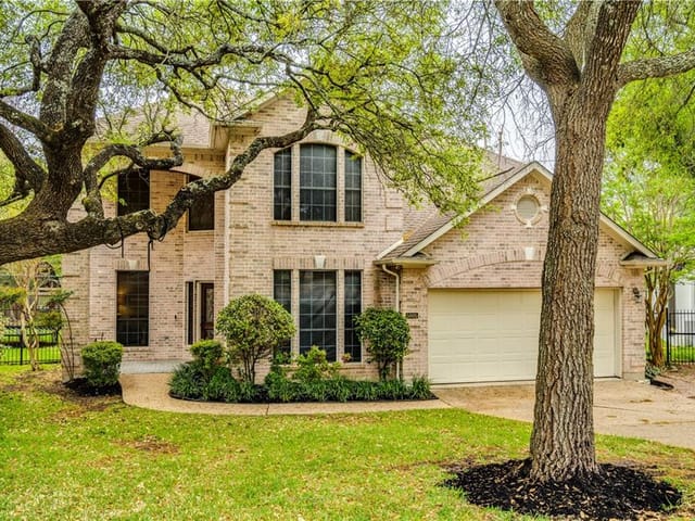 5005 Bluffton Cv