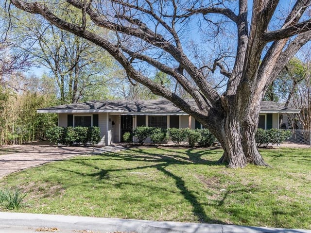 5005 West Park Dr