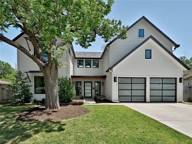 5005 Westfield Dr