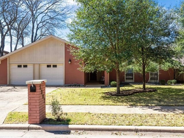 5007 Desert Oak Cir