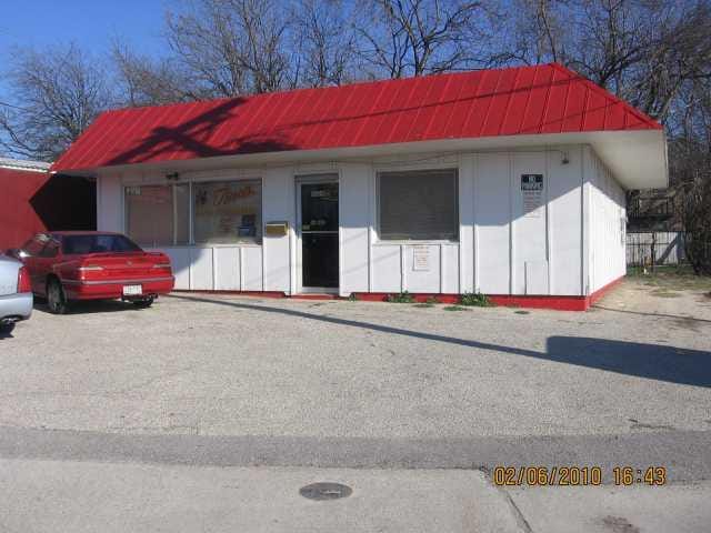 5009 Airport Blvd
