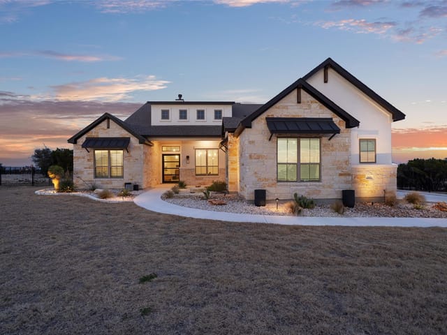 501 Francis Ct