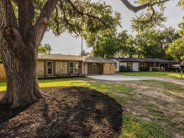 501 Oakley CT
