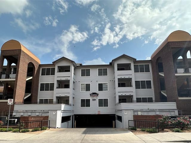 501 W 26th St Unit #120
