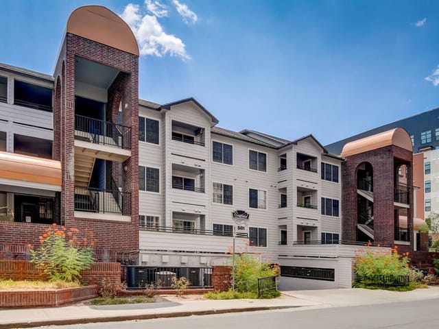 501 W 26th St Unit #217