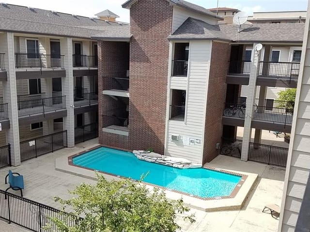 501 W 26th St Unit #315