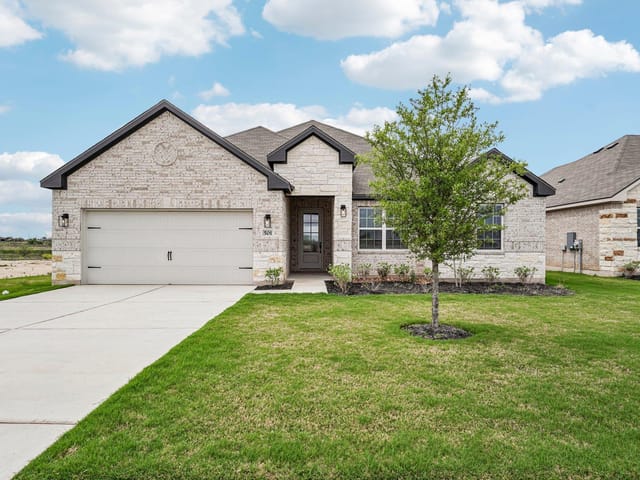 501 W Luna Blue LN