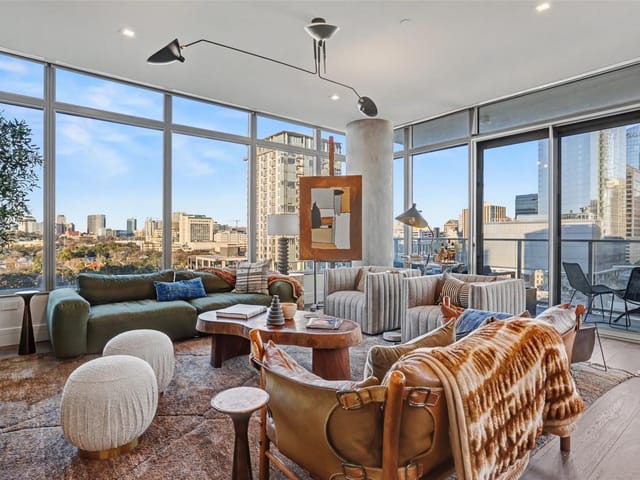 501 West Ave Unit #1207