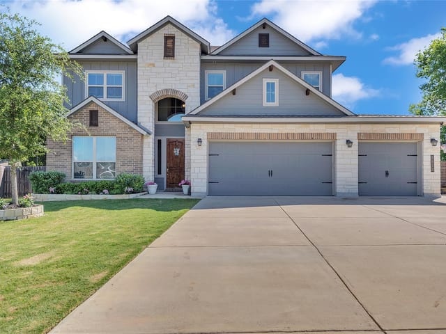 5010 Fallen Tree Dr