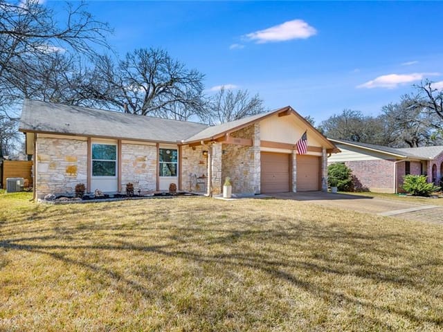 5011 DULL KNIFE Dr