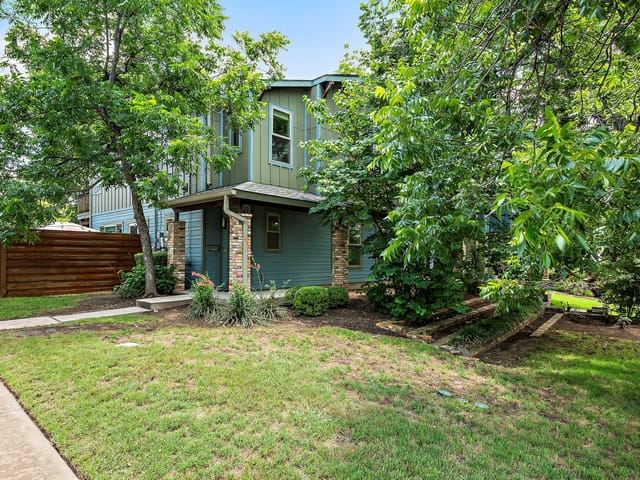 5013 Avenue F Unit #B