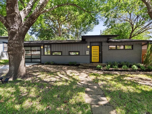 5013 Placid Pl