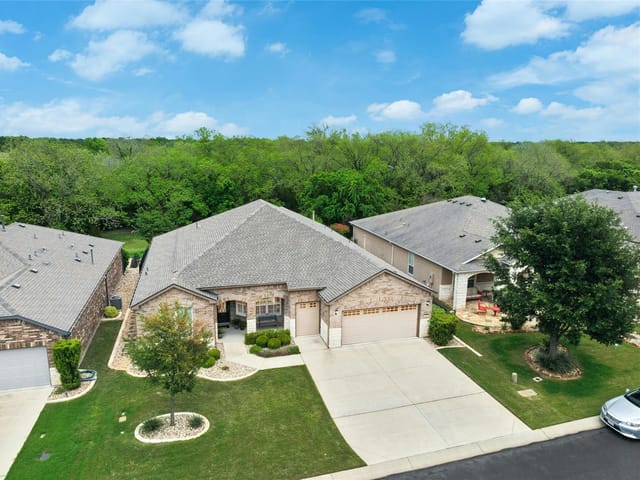 502 Davis Mountain CIR