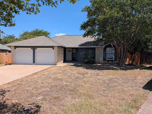 502 Dry Creek CV