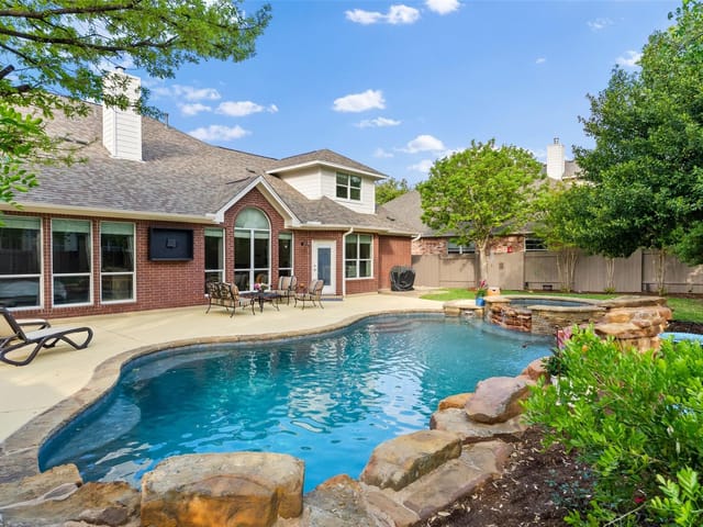 502 Madisons Way