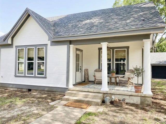 502 Upton Ave