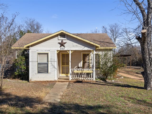503 E Ash Dr