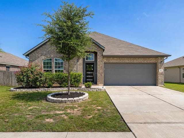 503 Hendelson LN
