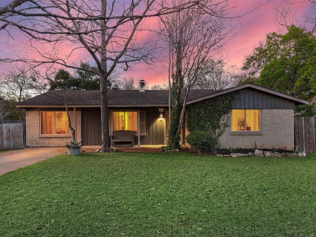 504 Bramble Dr