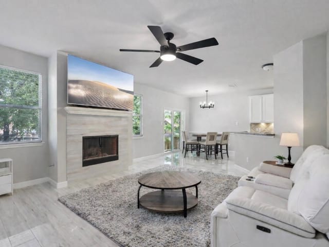 504 Chaparral Dr
