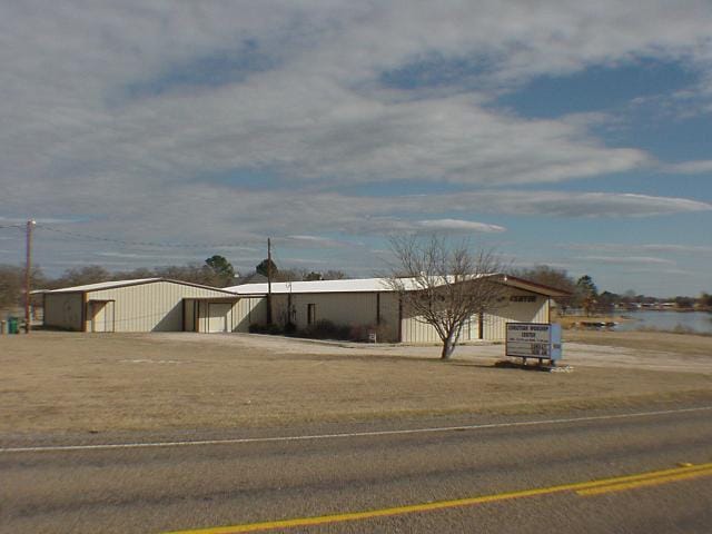 504 Highway 261