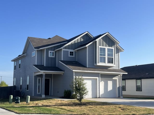 504 Star Garnet DR